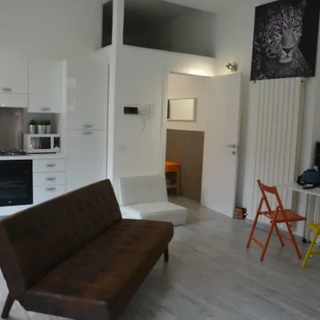Stayinbologna Apartment