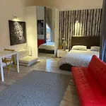 Stayinbologna
